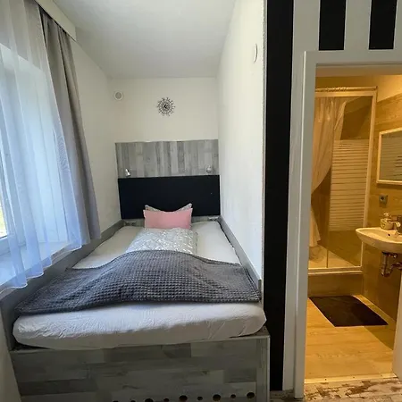 La Boutique House 2*