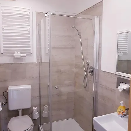 La Boutique House 2*